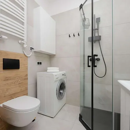 Pastel Andersa In With Air Conditioning By Renters Appartement Warschau